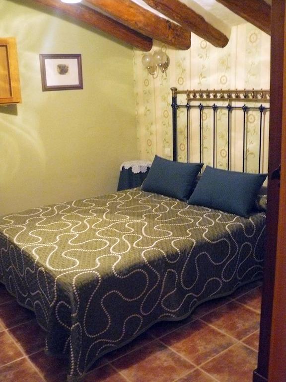 Casa Rural Torre De Campos Ainzon ห้อง รูปภาพ